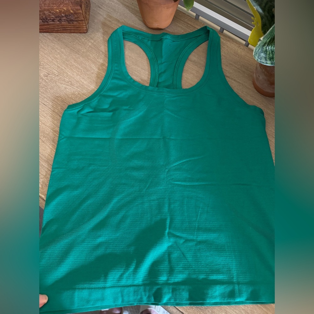 EUC Lululemon Swiftly Tank Top, 6